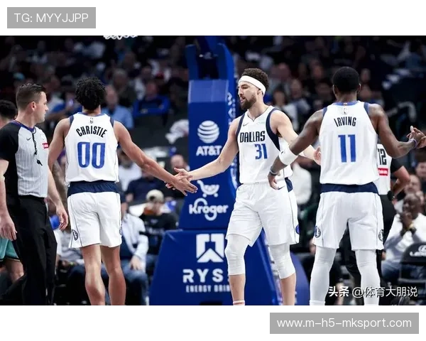 独行侠酝酿重建传闻：克莱与浓眉可能进入交易谈判