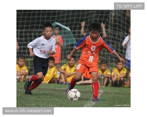 中国足球青少年足球运动蓬勃发展,中国足球青少年现状 中国足球青少年足球运动蓬勃发展,中国足球青少年现状