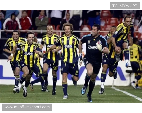 费内巴切2比0客胜，土超冠军争夺进入白热化